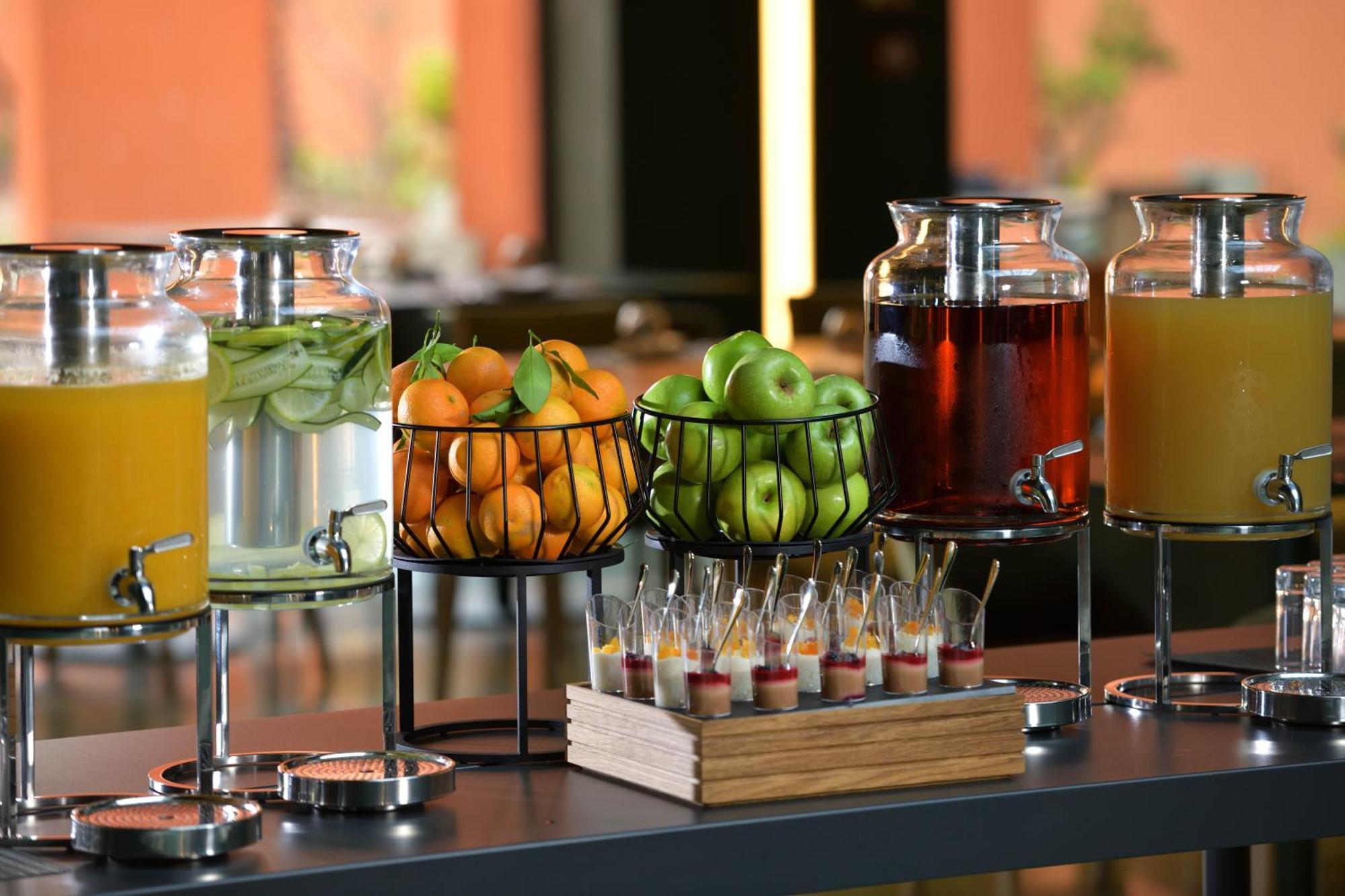 Doubletree By Hilton Ben Guerir Hotel & Residences Benguerir Zewnętrze zdjęcie